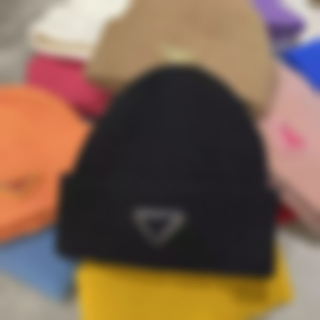 Women's Beanies Winter Men Fashion Knit Hats Fall Woolen Cap Letter Jacquard Warm Outdoor Fashion And Leisure Skull Caps
