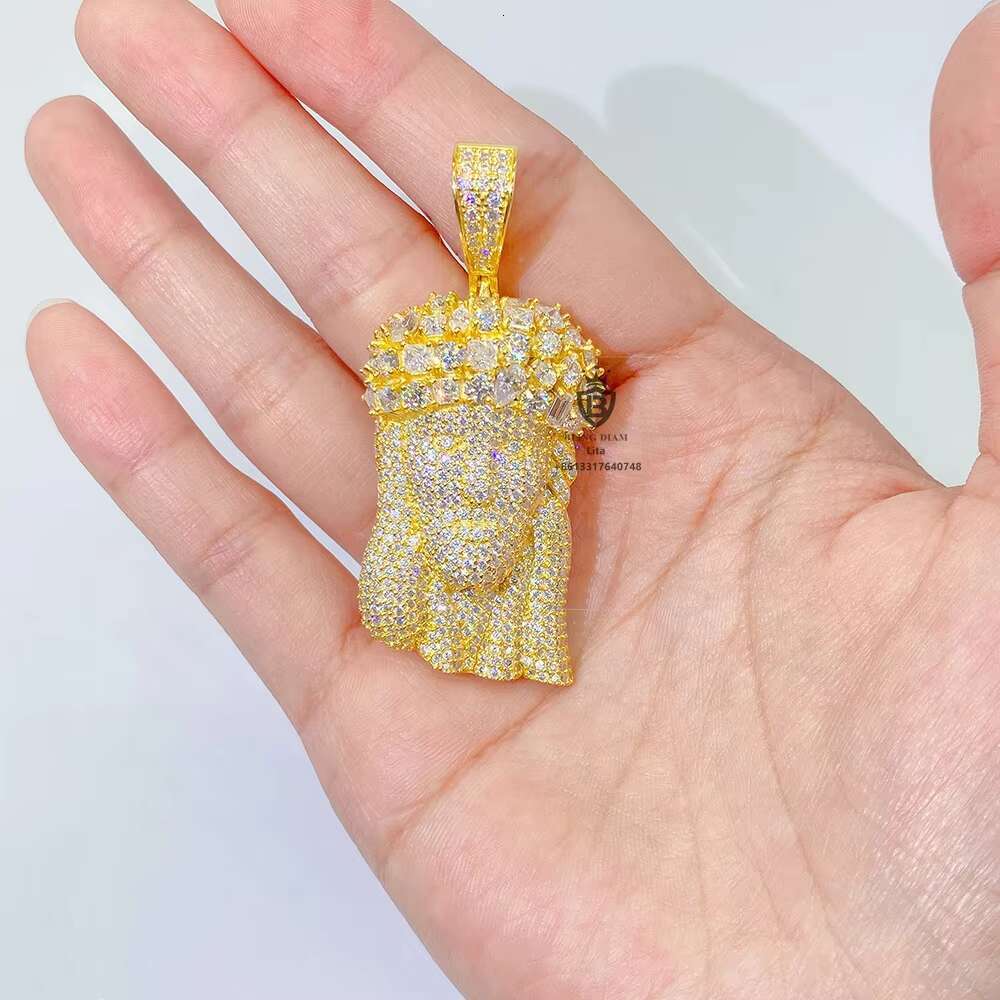 High Quality Big Size Fancy Shape Jesus Head Gemstone Custom Moissanite Pendant for Necklace