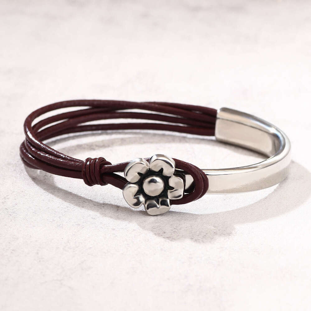 Hot selling Bohemian style with rope, small daisy, simple sier leather bracelet, patchwork bracelet