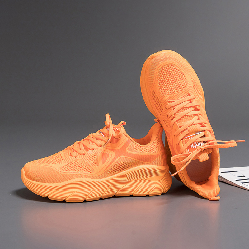 2025 Designer Sneakers Womens Running Shoes Mens Trainers Iridescent flying Mesh Weaver Breathable Casual Platform Comfort Outdoor Sports Free Shippin