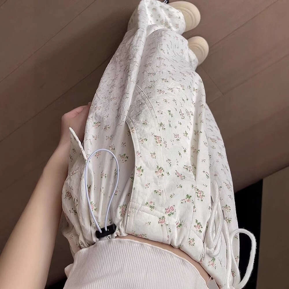 Floral work for women in spring and autumn thin style 2025 new high waisted loose casual wide leg American white sports pants