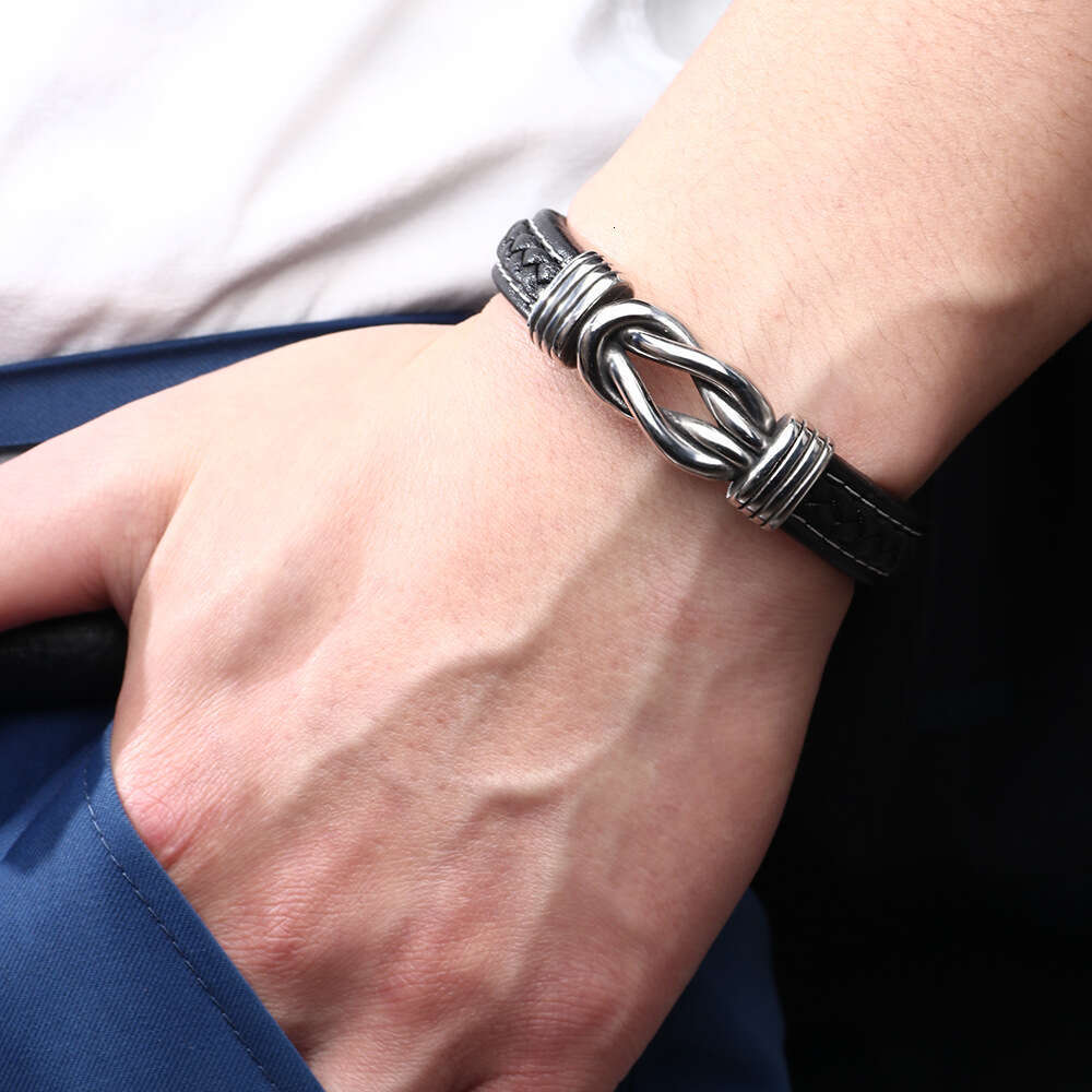Leather titanium steel accessories, personalized punk style men's bracelet, genuine leather bracelet