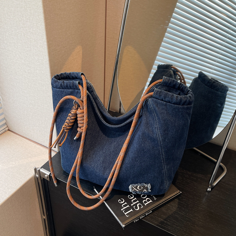 designer bag Cowboy cloth women's large capacity fashionable casual shoulder crossbody bag class commuting tote bag