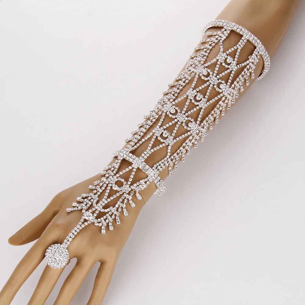 belly dance Arm Hand Chain Cuff Ring Copper Bracelet Belly Dancer Jewelry 250417