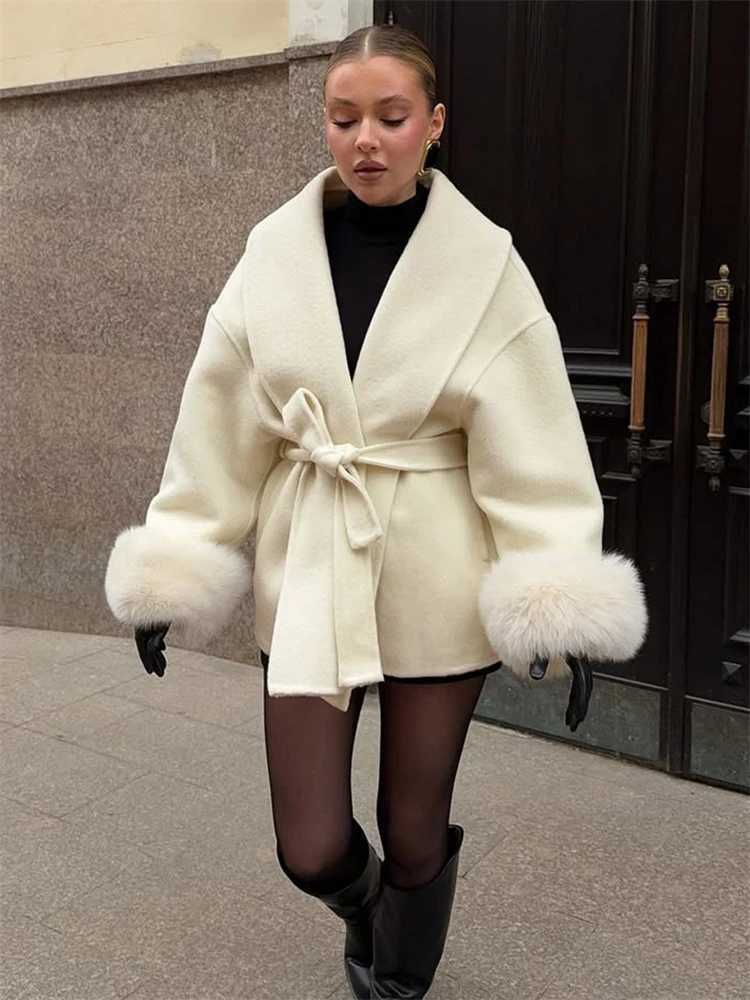 Trendix Fox Fur Woolen Womens Autumn Coat Fashion Patchwork Double-Sided Wool Overcoat 2025 New Elegant Office Commuter Jacket J251124