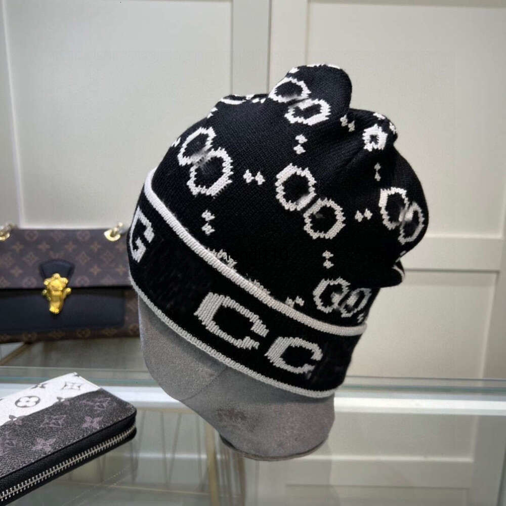 Beanie/Skull Caps New Fashion classic arc Beanie Designer Winter Hat Beanies Bonnet Luxe Skull Cap Casquette Knitted Fitted Hats for Men Mens Luxury Muts Berretto
