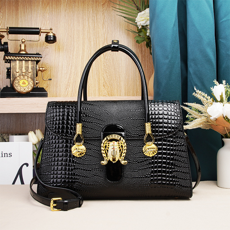 Masa Brand New Fashionable And High End Commuting Middle Aged Women S Handbag Large Capacity Shoulder Tote Bag