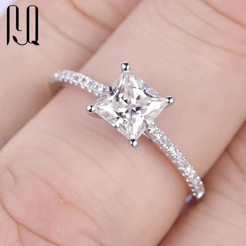 PYQ Classic Moissanite Engagement Rings 1ct 2ct 3ct Ice Out Diamond with Square Princess Cut Moissanite Ring