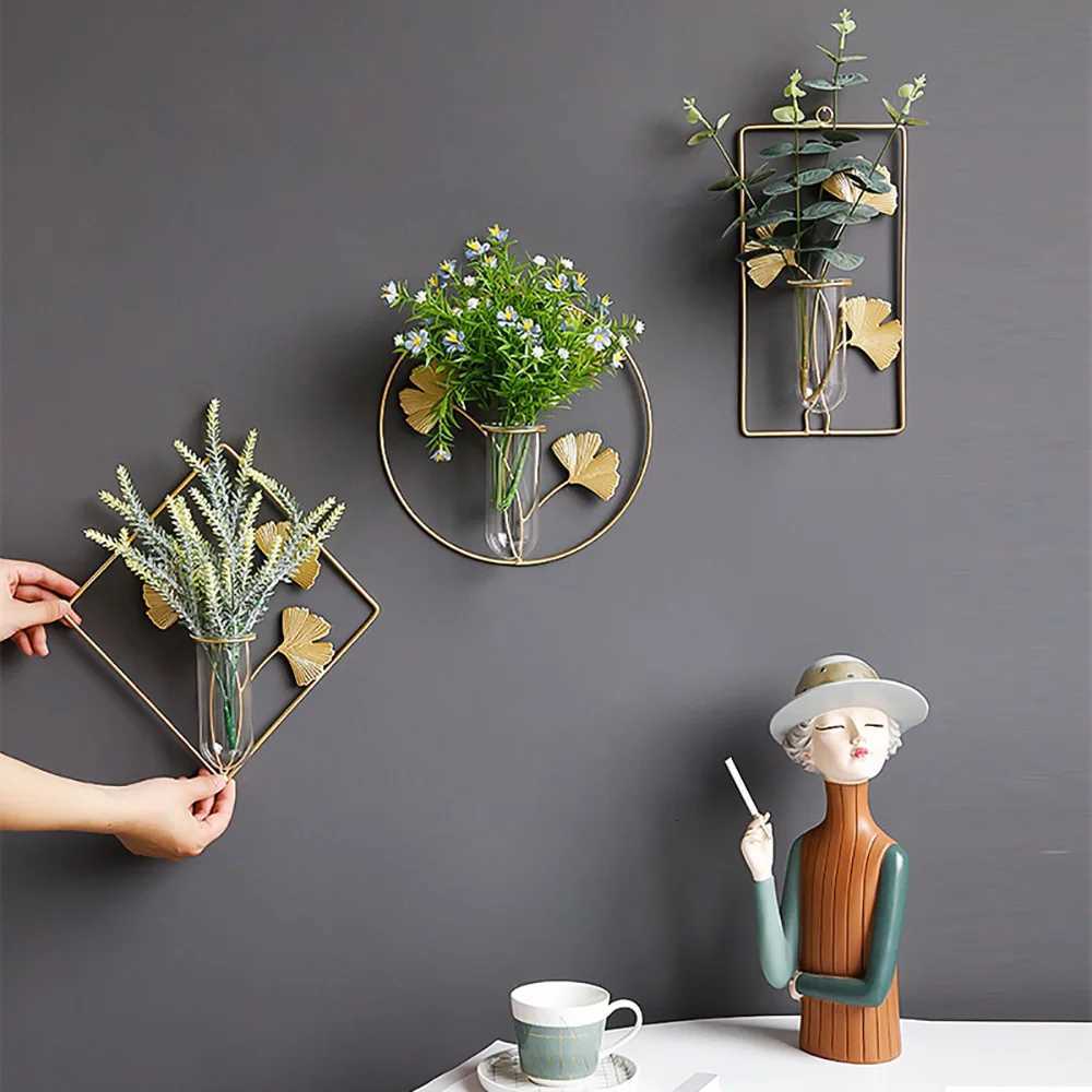 Iron Wall Mounted Vase Dried Flower Hydroponics Living Room Wall Decoration Luxury Water Flower Creative Home Wall Decoration C251124
