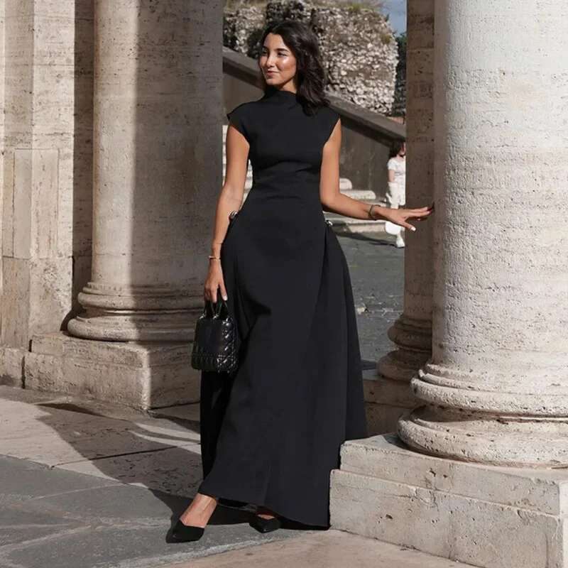 Elegant Oblique Collar Pleated A-Line Dress Women Fashion Solid Sleeveless Slim Long Dresses Female 2024 New Evening Party Gowns