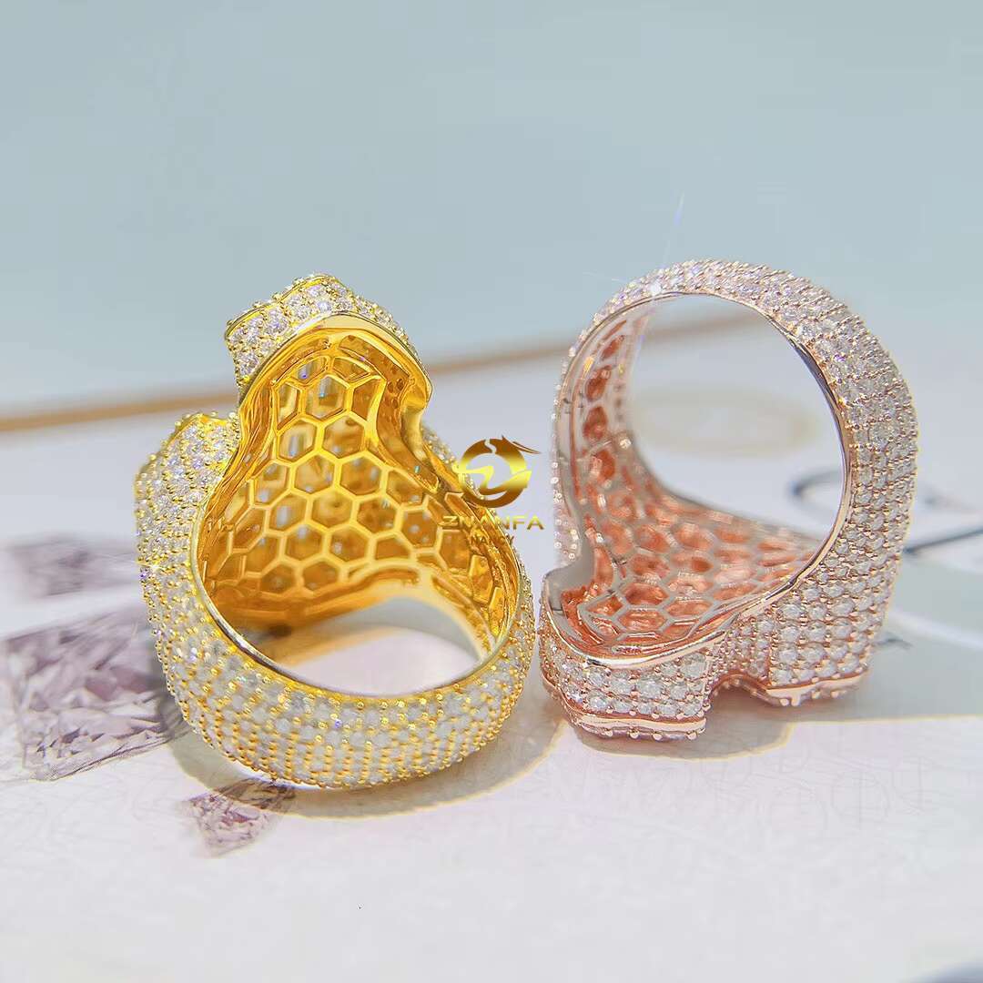 Wholesale Price Hip Hop Fine Jewelry 925 Sterling Silver Vvs Moissanite Iced Out Micro Pave Men Diamond Cross Ring