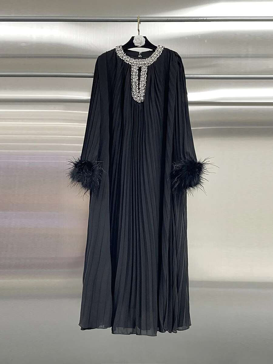 KBQ Solid Patchwork Feather Evening Dress For Women Round Neck Spliced Dias Long Sleeve Loose Design Sense Dresses Female