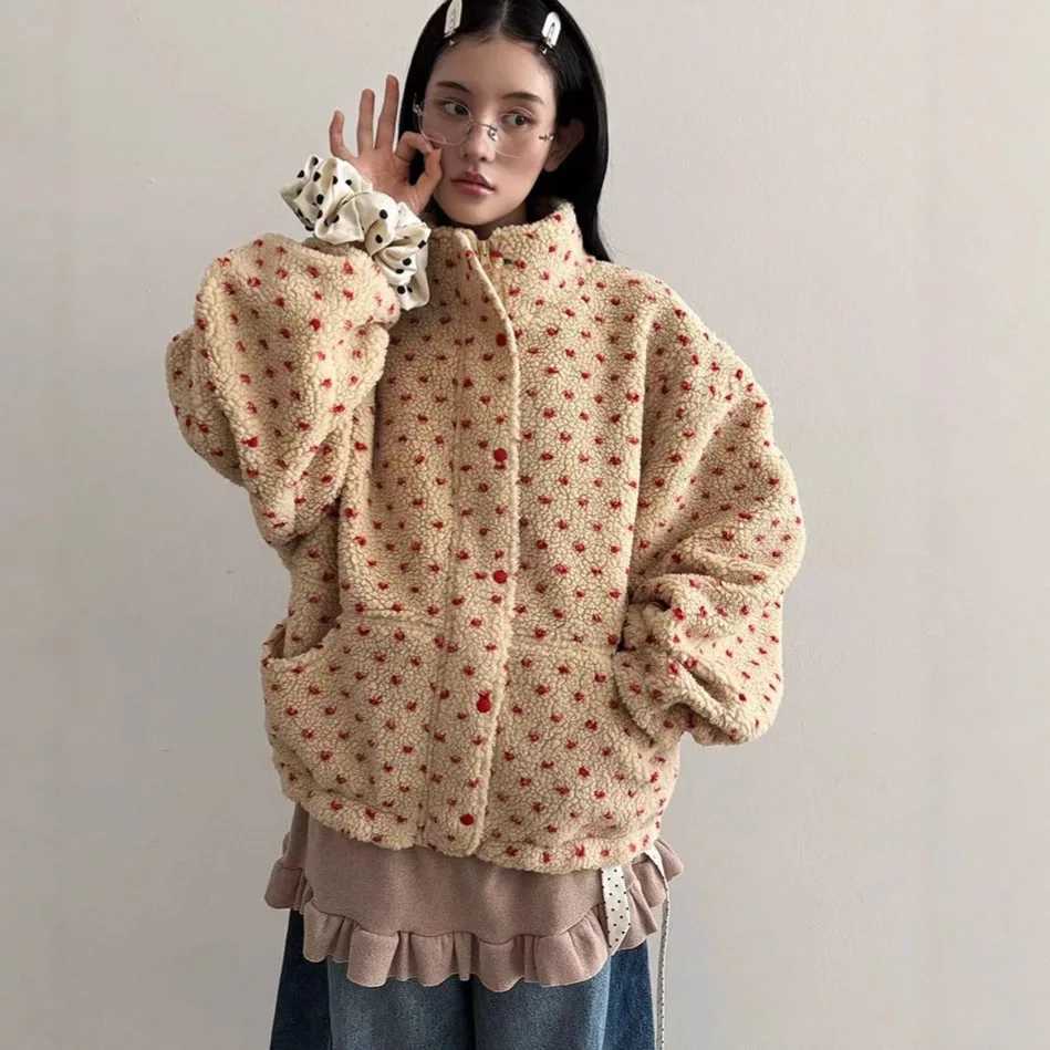 The New Winter Collection Features A Stand-up Collar Heart-shaped Polka Dot Warm Lambskin Jacket And A Fluffy Cotton Coat J251124