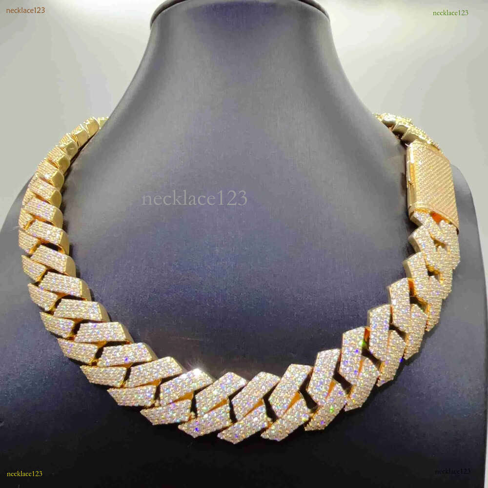cuban k pendant hip hop jewelry High Quality Fashion Necklace Bust Down Iced Moissanite Sier Miami Men necklace moissanite chain gift