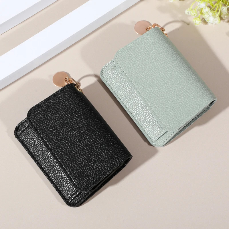 Minimalist Wallet - Water-Resistant Lightweight Multi-Card Credit Card Holder with Snap Closure Perfect for Daily Commute R250424