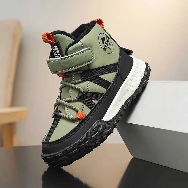 Winter Boys Snow Boots Warm Outdoor Sneaker Fashion Thick Sole Kids Combat Boots Children Cotton Sports Shoes for Boy L251124