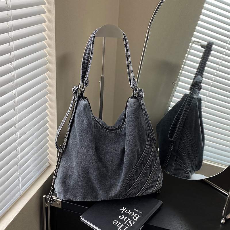 designer bag designer bag Large capacity denim tote for women in spring 2025, new casual commuting armpit bag, simple single shoulder crossbody bag