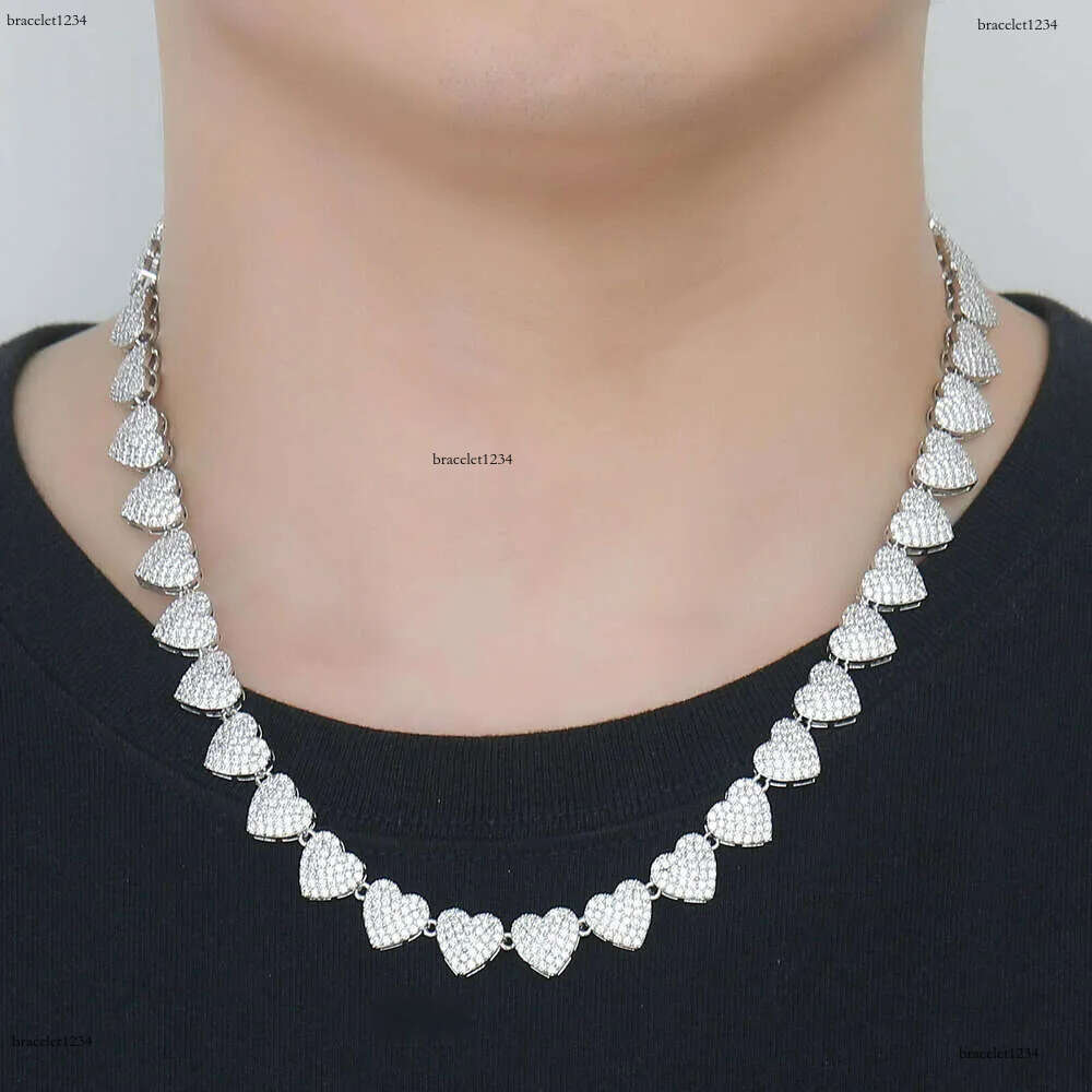 Fashion Designer 10mm Love Necklace Cordate Cuban k Micro Set Zircon Personalized Trendy Heart Shaped Collar Chain Hip Hop Jewelry for Men Women Free 