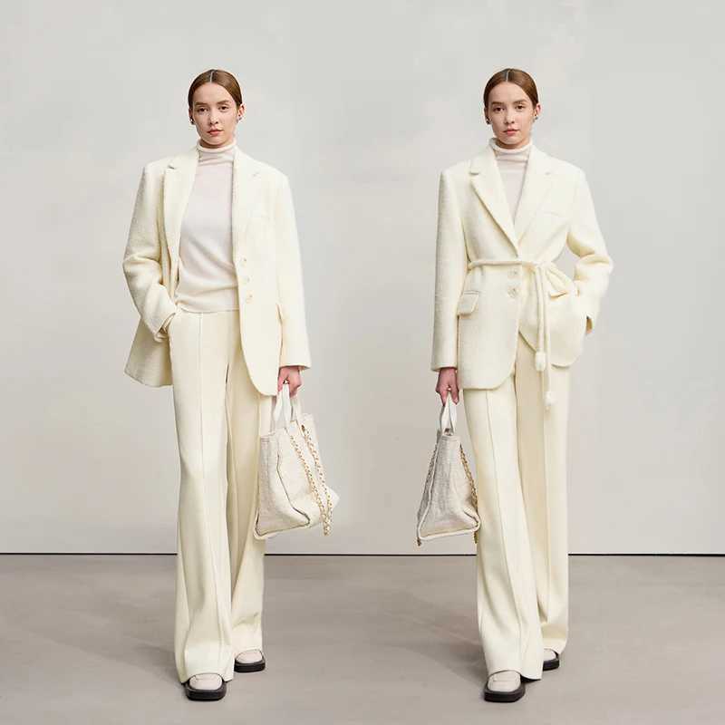 Amii Double-sided Wool Coat Woman Loose Solid Warm 2025 Winter Coat Female New Versatile Single Breasted With Belt Top 12554032 J251124