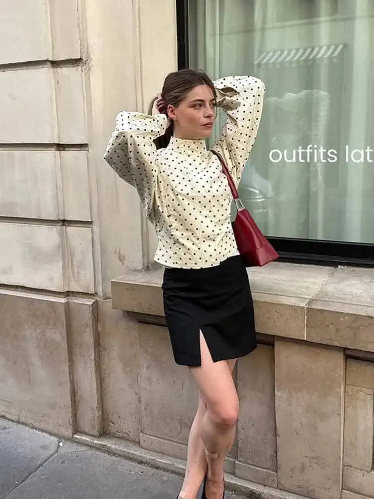 Polka Dot Stand Neck Short Jackets Women Fashion Long Sleeve Patchwork Contrast Slim Coats Casual Lady Street Commute Outerwear J251124