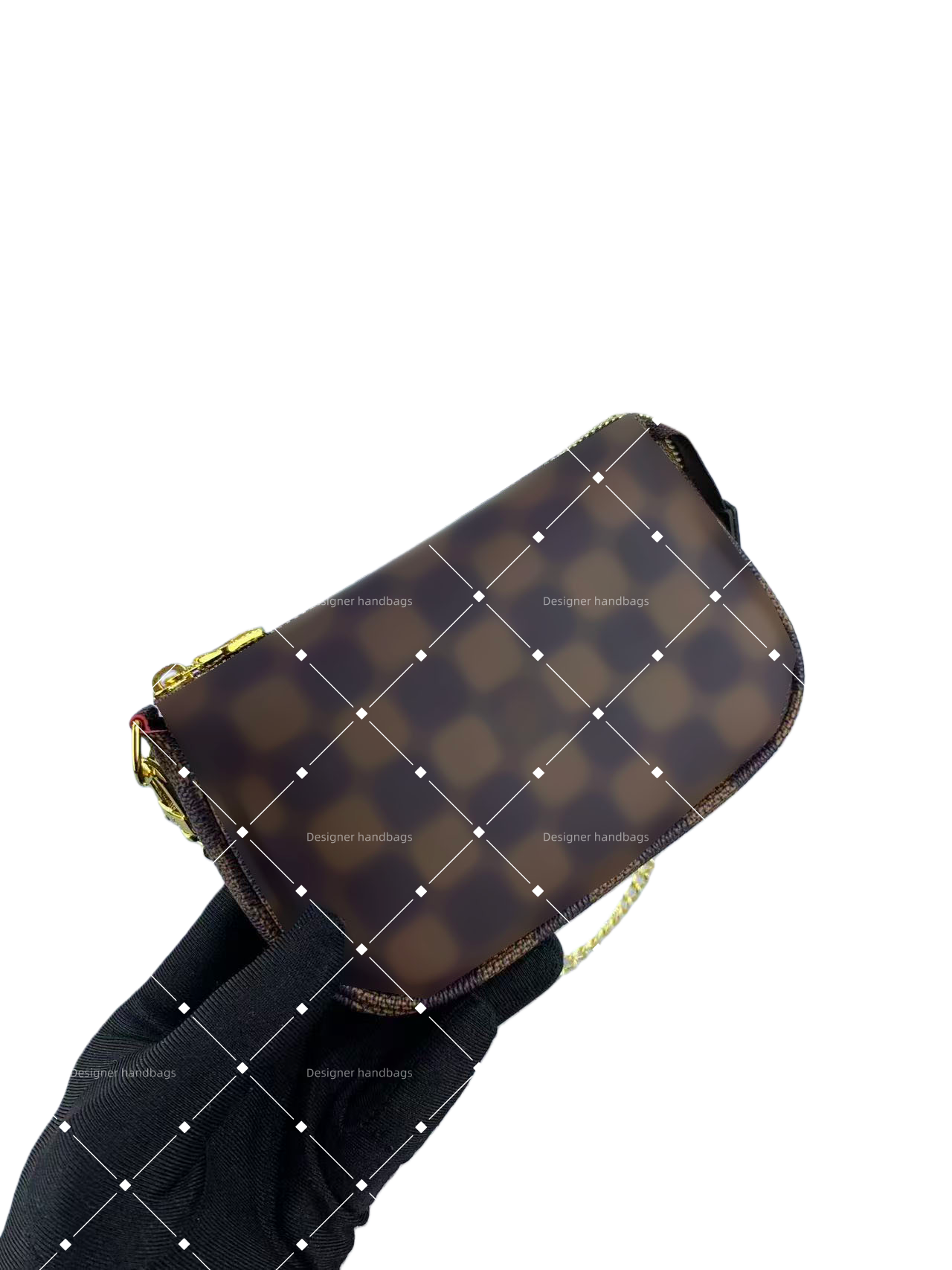 This small clutch bag is perfect for carrying cosmetics or various small personal items. It can be easily fastened to a handbag or jeans.