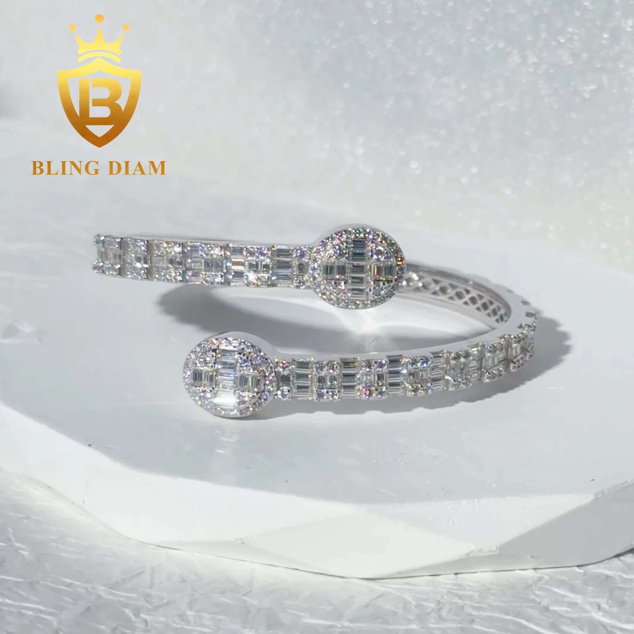 Fashion Women Men Iced Out Moissanite Bangle 925 Sterling Silver Hip Hop Rapper Jewelry Oval Shape Bangle Pass Diamond Tester
