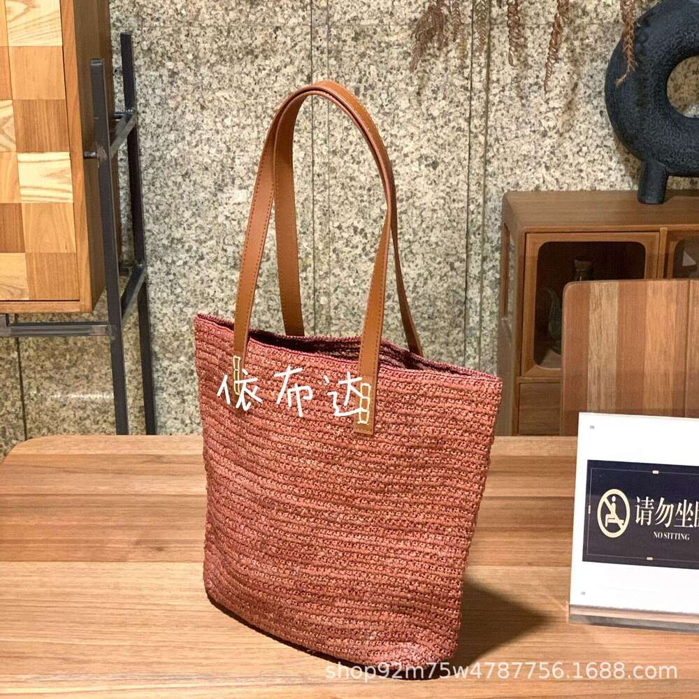 High quality Lafite patchwork leather strap shoulder bag, niche vacation style handmade grass woven tote bag