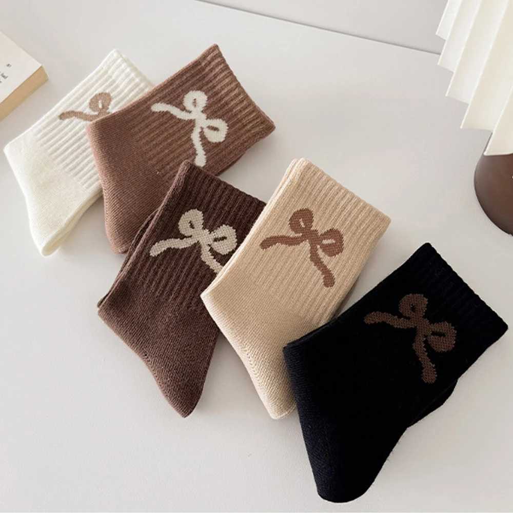 5 pairs childrens high-elasticity solid-color sports socks with bowknot patterns suitable for autumn and winter G251124