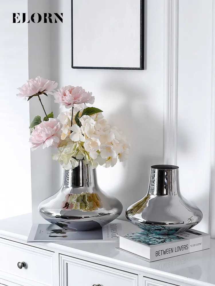 Northern Europe Light luxury High Appearance level Stainless Steel Vase Hotel Living Room Desktop Artistic Decoration Ornaments C251124