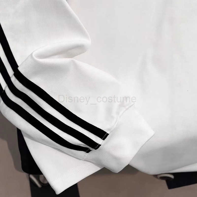 Disney Mickey Print Childrens Cotton Long Sleeve Top Autumn Winter Big Kids Versatile Three Stripes Sweatshirt Trendy H251124