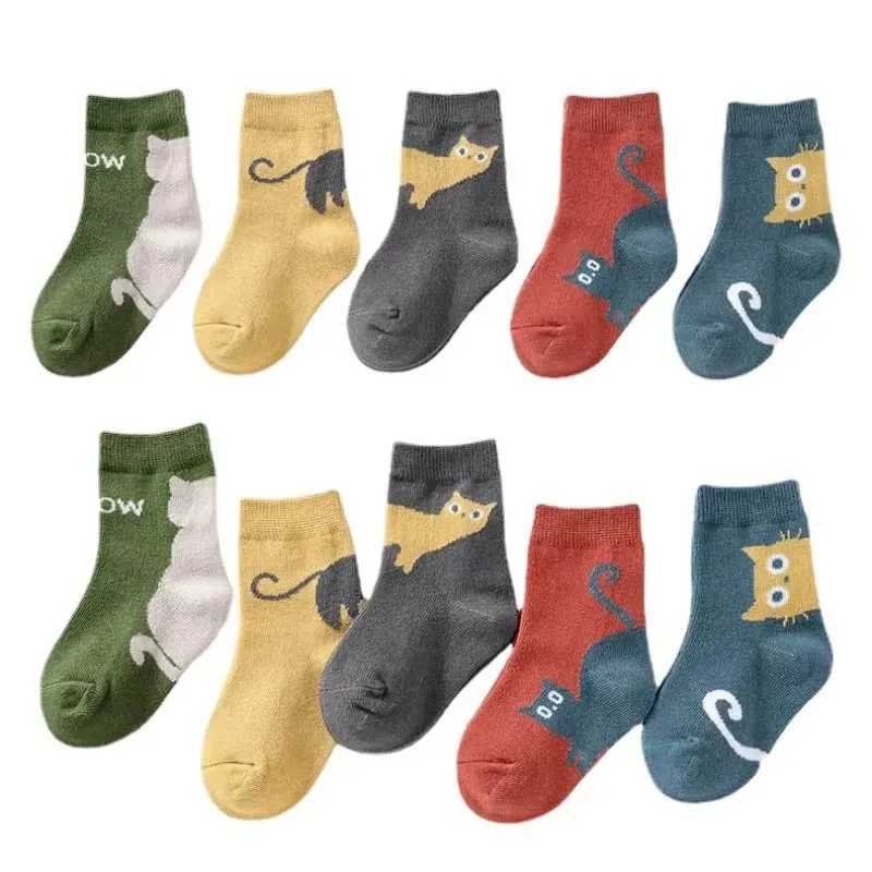 5 Pairs Autumn Winter New STYle CHIldrens SOCKS Mid-high Long Dinosaur Design Boys Girls Baby SOCKS G251124