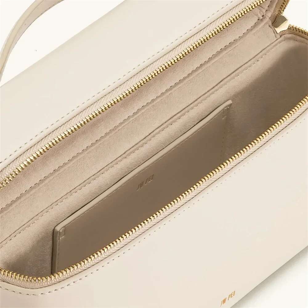 Designer Bag JW PEI Genuine Leather Women's Lunchbox Shoulder Bag 2025 Spring Commuter Fashion Handbag Top Handle Purse Crossbody