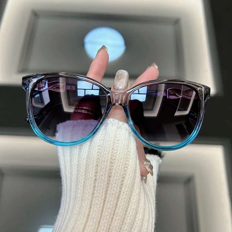 Retro fashion, men's and women's sunglasses, women's and men's brand designer sunglasses, mirrors, travel