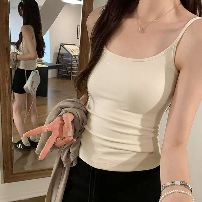 Summer 2025 American style spicy girl U tie, chest pad, suspender, women's stunning tight fitting slimming vest, breast covering short top