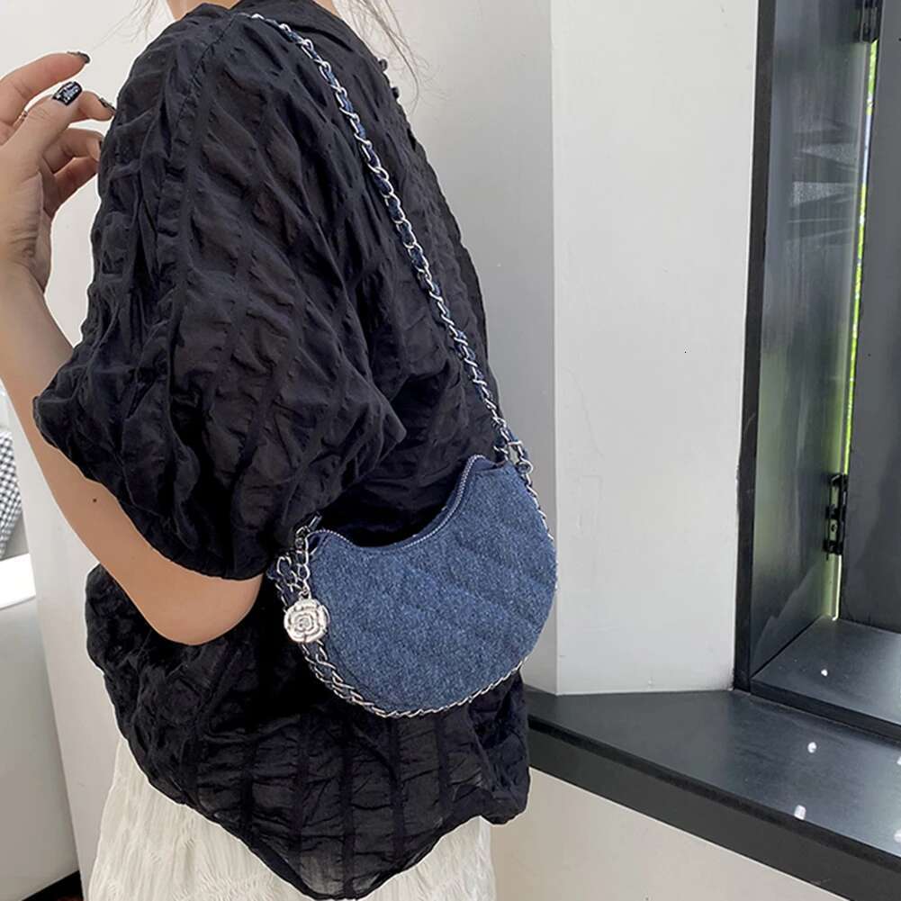 Designer Bag New Denim Fabrics Chain Crossbody Fashion Diffusion Ing Small Crescent Bags Women's Underarm Tote Handbag