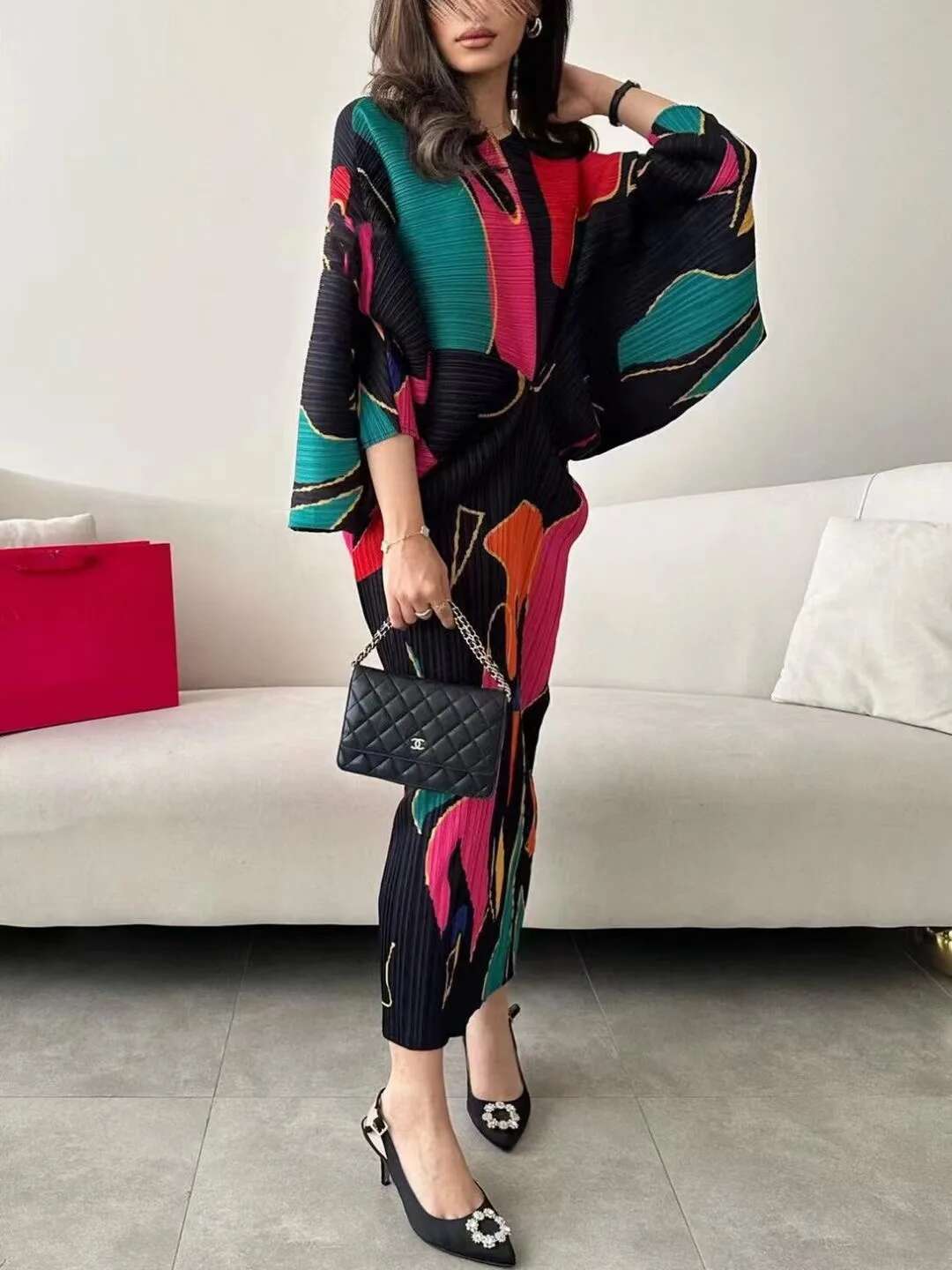 Miyake Pleated Spring Summer Elegant Graffiti Print Bat Sleeves Sexy Front And Back V-Neck Slim One Step Long Dress