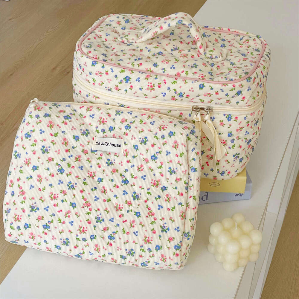 Jolly House Women's 3-Piece Floral - Polyester, Non Waterproof, Fragrance Free, Large Capacity Travel Makeup Storage Bag .