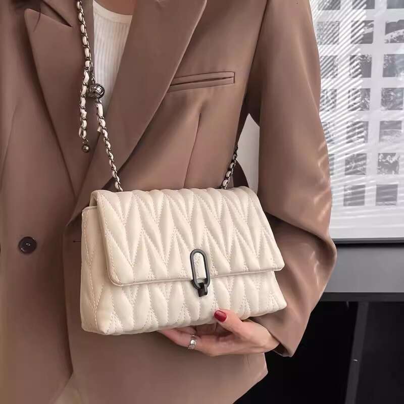 Women's Designer Bag Fashion Versatile Single Shoulder Square Bag Women's Crossbody High-end Feeling Diamond Grid Embroidery Thread Small Fr