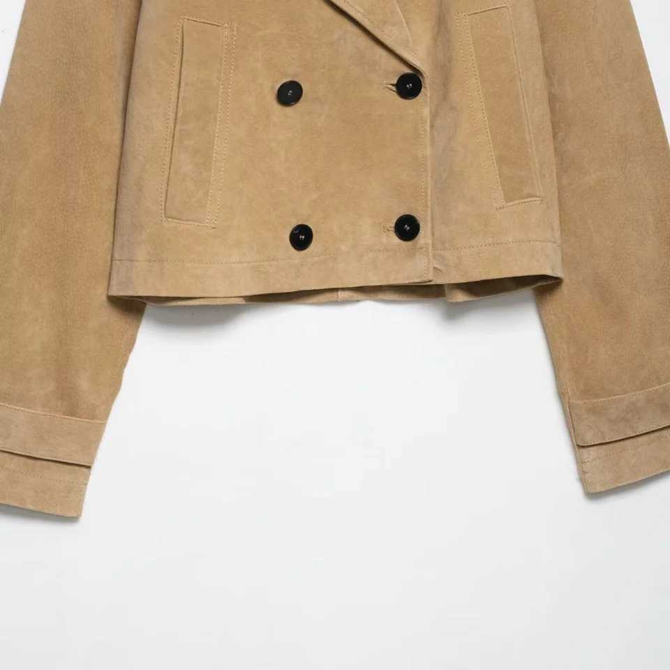 Womens trench coat style loose short jacket with lapel long sleeved button pocket shoulder patch autumn and winter new J251124