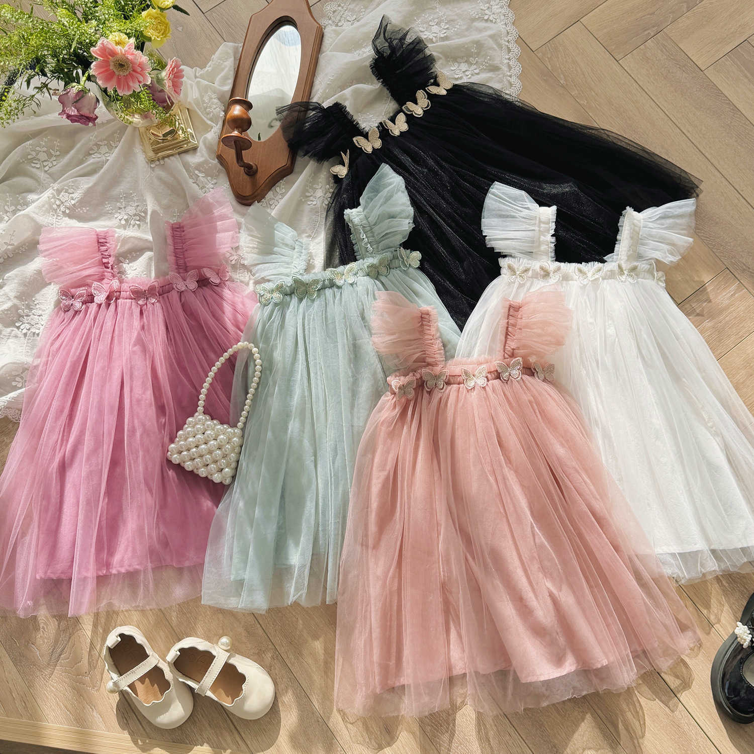 Double Layered Butterfly Sweet Beauty Childrens Mesh Dress 2025 Summer Style Flying Sleeve Strapless Princess Dress Fluffy Skirt Formal Dress Y250423u