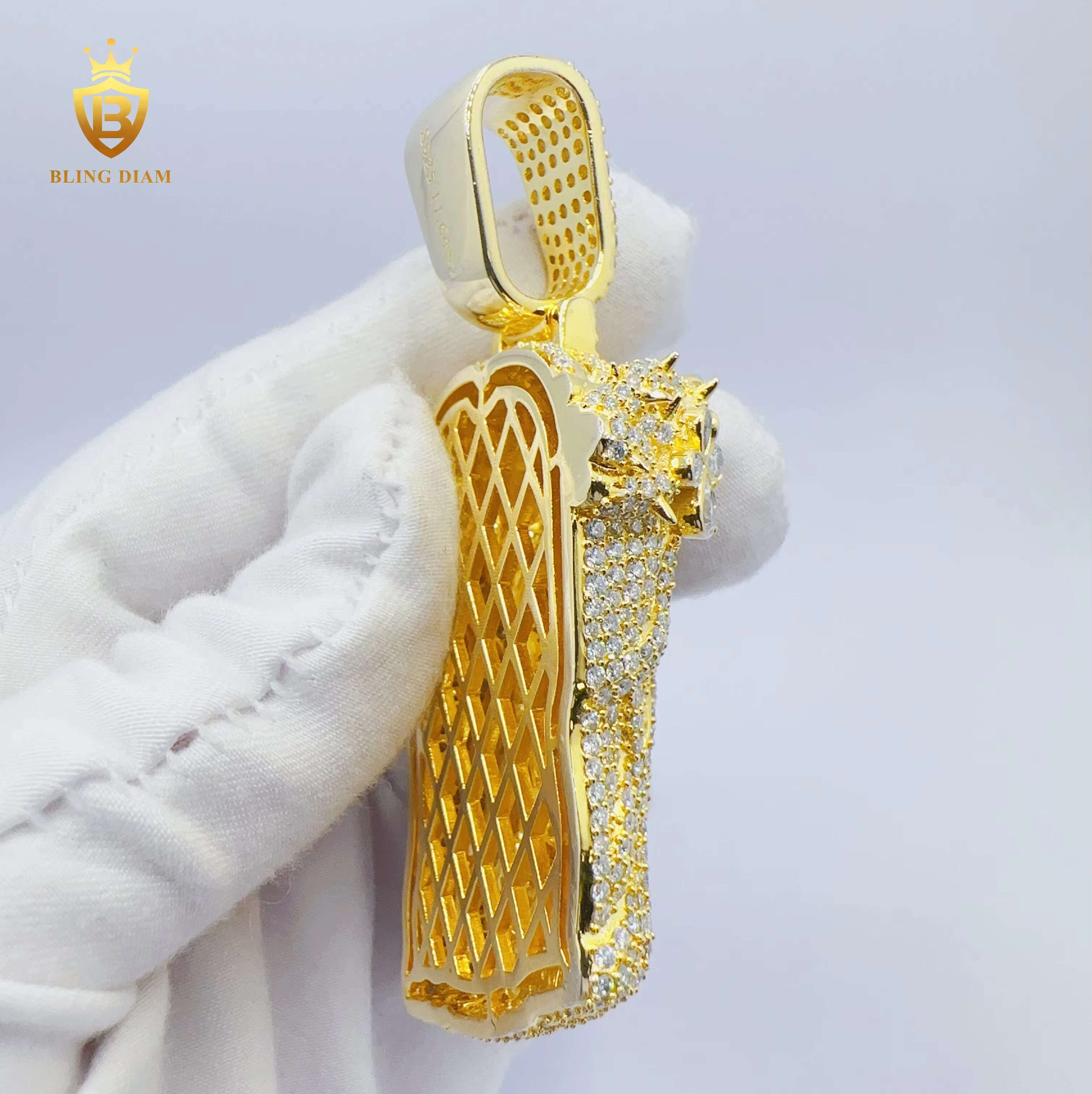 Custom 18K Gold Plated 925 Sterling Silver VVS Moissanite Jesus Head Pendant for Men