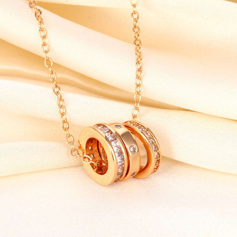 Pendant Necklace Designer Luxury Necklace Hot Selling Micro Inlaid Sparkling zircon Three-Ring Slim Waist Necklace Elegant Simple Niche Collarbone Cha