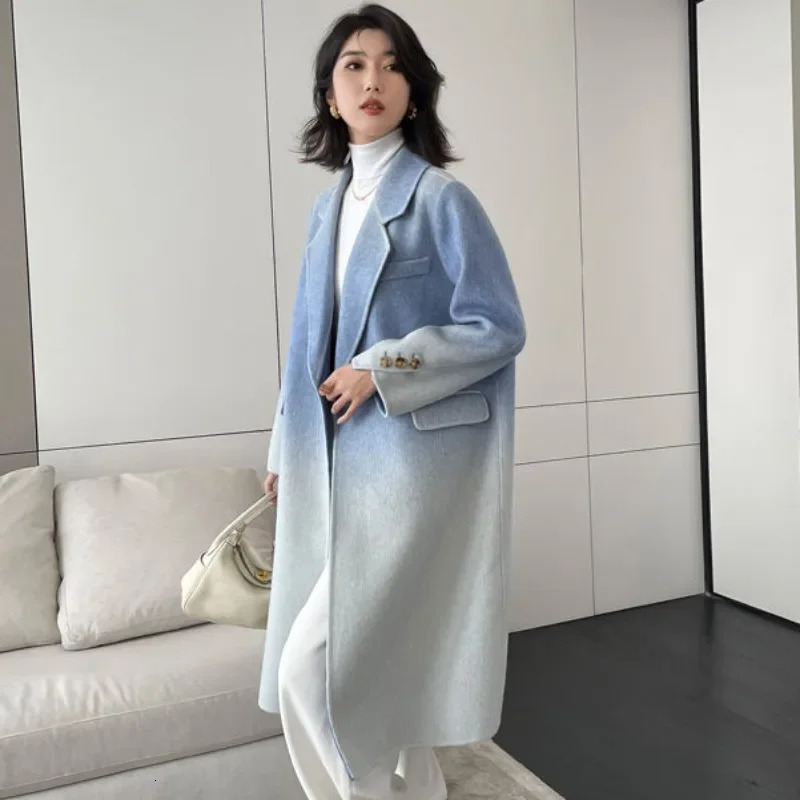 High Quality Women Gradient Color woolen cloth Coat Female Temperament Long Below The Knee Outwear Casual Fashion Outcoat 251121