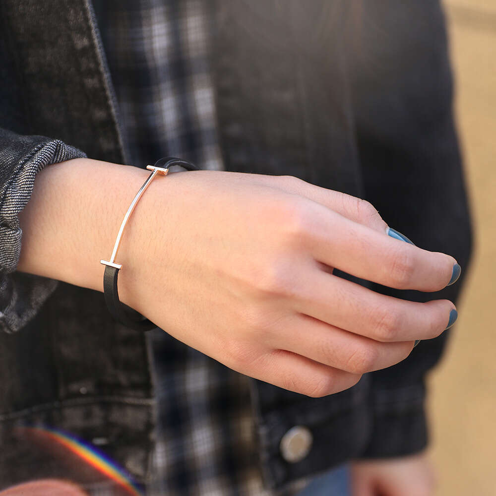 Fashionable Handicrafts, Versatile Women's Simple H-shaped Buckle, Alloy Bracelet, New Style