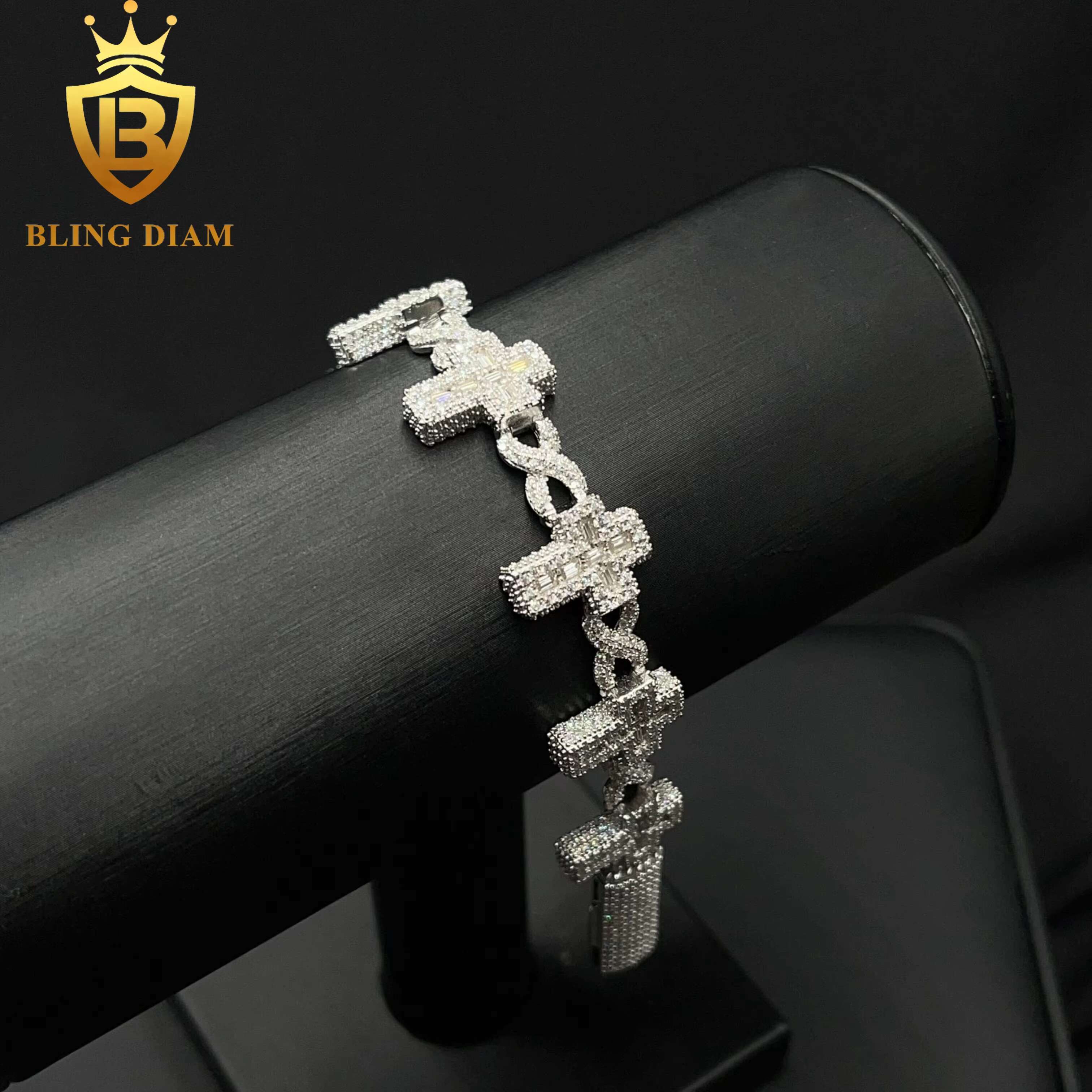 18k Gold Plated Fine Jewelry 925 Sterling Silver VVS Moissanite Cuban Link Chain Cross Bracelet 6mm