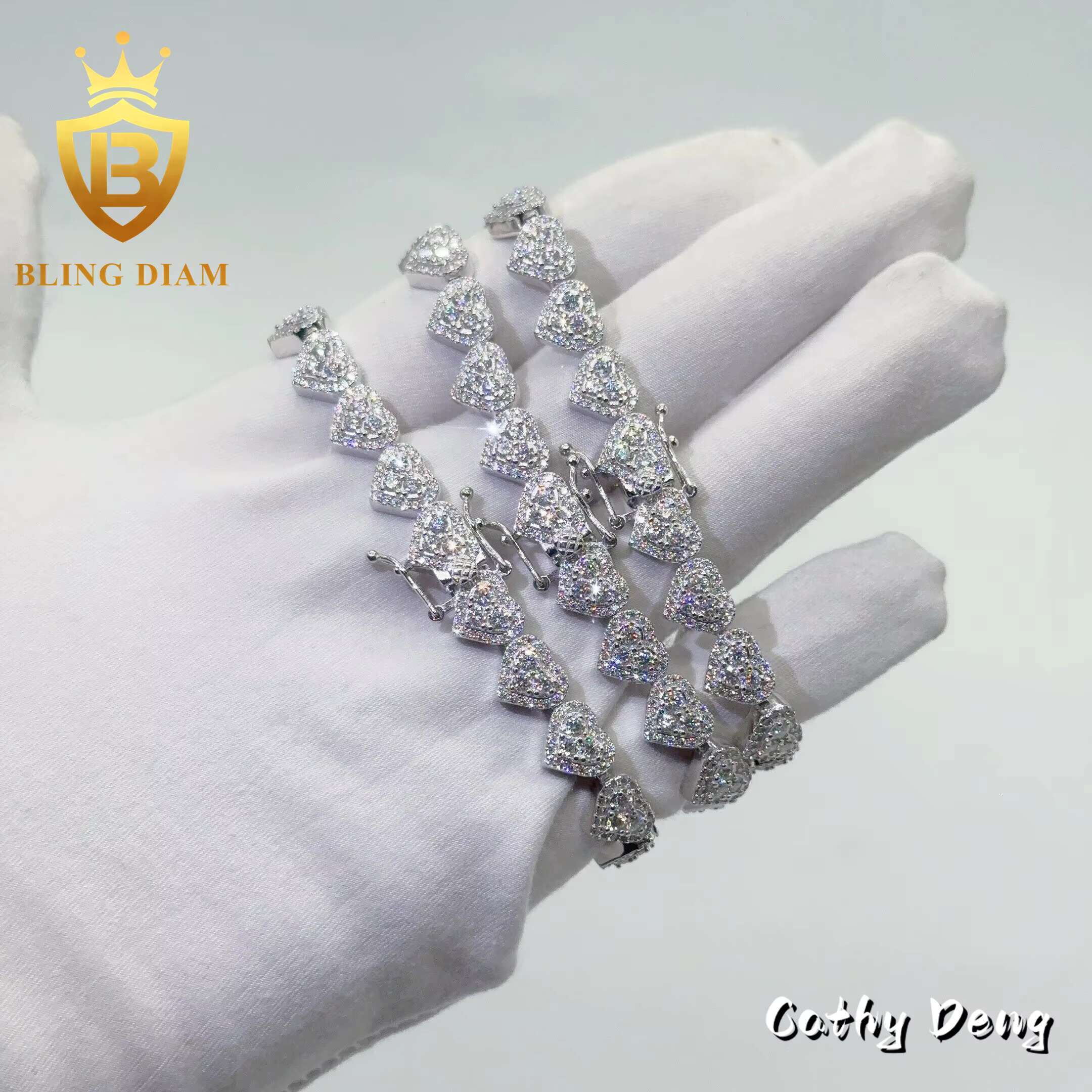 Hot Sale 8mm Fashion Hiphop Jewelry Heart Moissanite Link Cuban Chain Bracelet Ice Out 925 Sterling Silver Hip Hop Bracelet