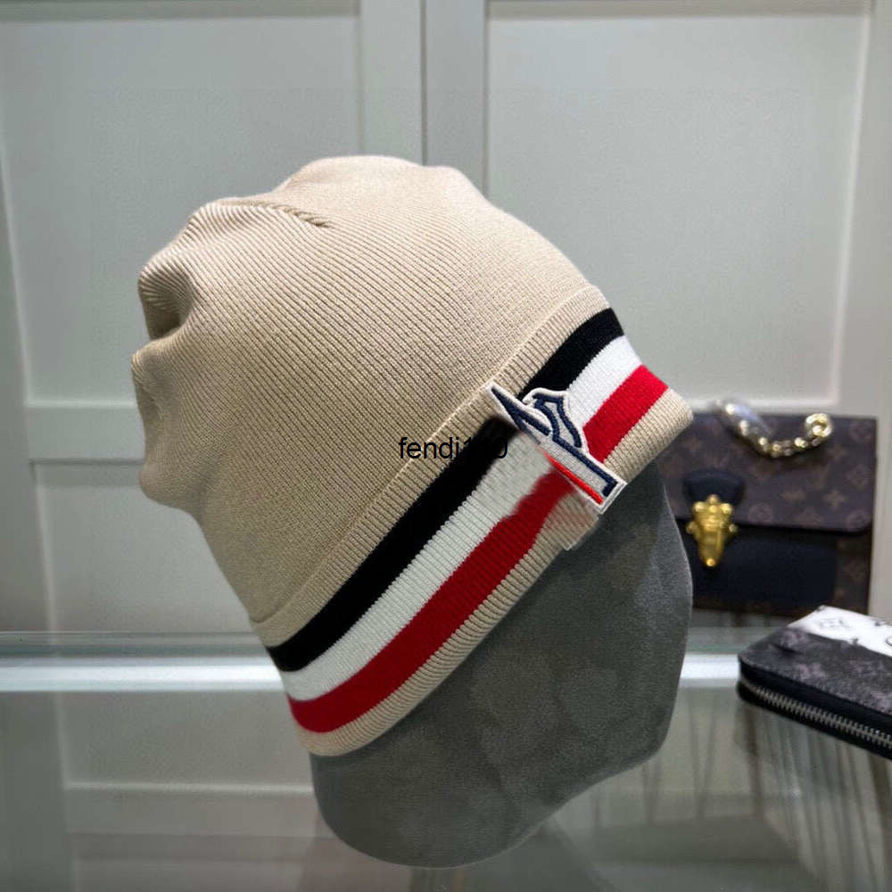 Beanie/Skull Caps Designer Warm Winter Beanie Hat Soft Cashmere Feel Double Letter Design for Men and Women