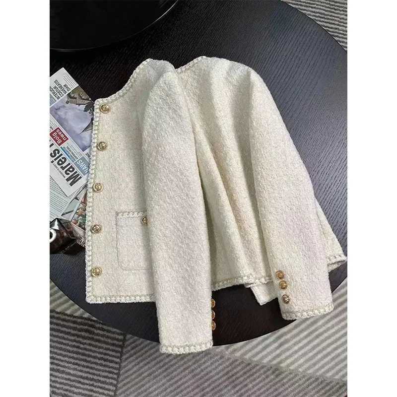 Fashion Cropped Tweed Jacket Women Vintage Elegant Coat Korean Single Breasted Blazer Ladies All Match Chic Short Outerwear Tops J251124