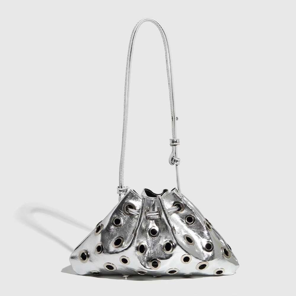 Designer Bag Hollow Rivet Shoulder Bag Designer Women Drawstring Bucket Bags High Quality Handbags Mini Purses Chic