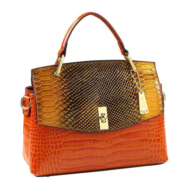 Genuine Leather Women's 2023 New Fashion Ladies Small Crossbody All-Match Elegant Mom Handbag Snake Pattern Shoulder Bag